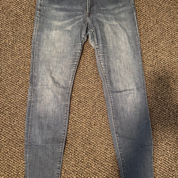 Burberry Brit Jeans - Picture 6 of 8